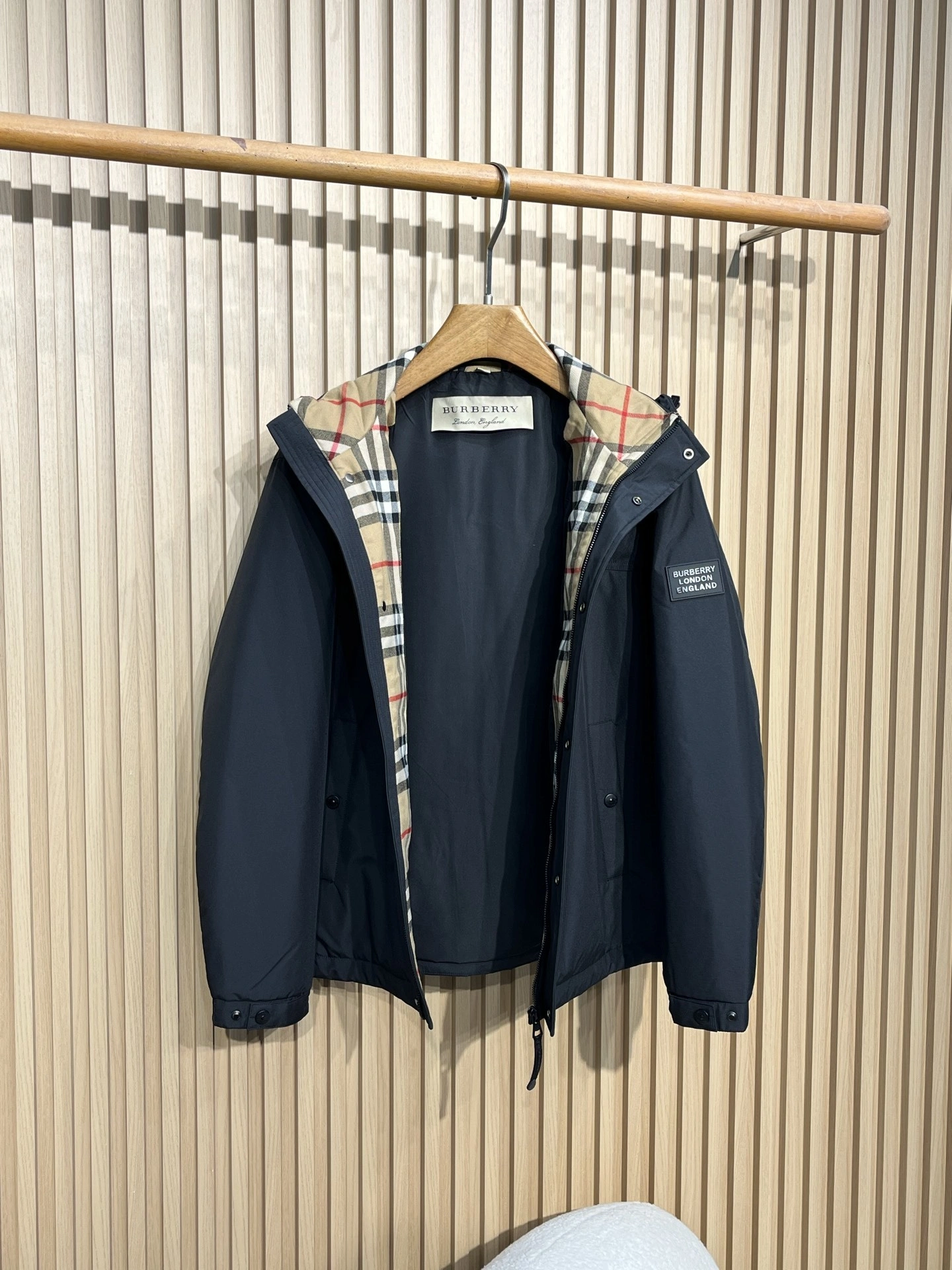 wg.luxury-- 2ur25rry item: E-F443J1617H